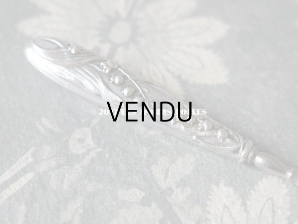 画像4: アンティーク 鈴蘭の編み針 (4)