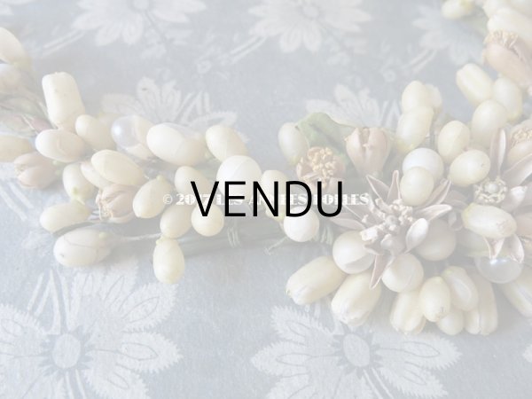 画像7: 19世紀 アンティーク 吹き硝子製 ワックスフラワーのヘッドリース & ブローチ2点 ウェディング 結婚式 ティアラ (7)