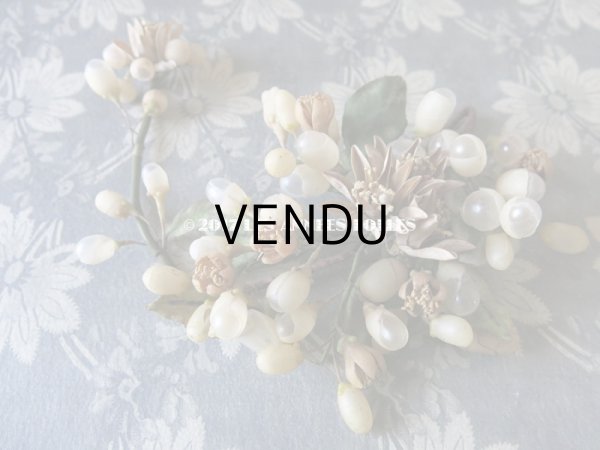 画像13: 19世紀 アンティーク 吹き硝子製 ワックスフラワーのヘッドリース & ブローチ2点 ウェディング 結婚式 ティアラ (13)