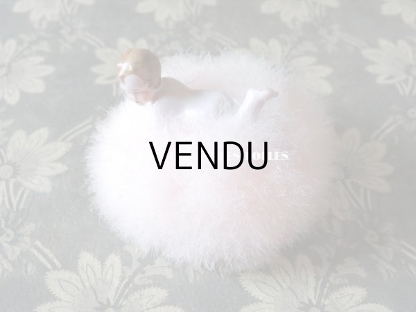 画像4: アンティーク パフ　白鳥の羽根 & BEBEのセラミック人形 (4)