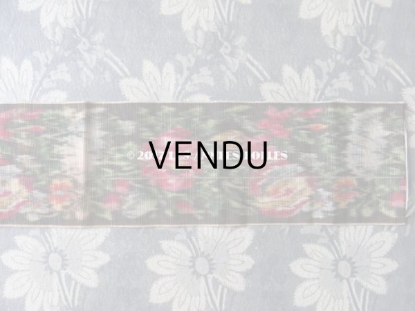 画像9: 19世紀 アンティーク シルク製  グログランリボン ぼかし織り 薔薇模様 0.45 & 0.43m (9)