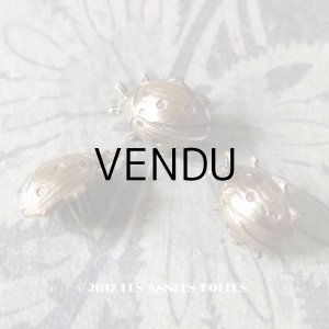 画像: アンティーク メタル製 ボタン てんとう虫