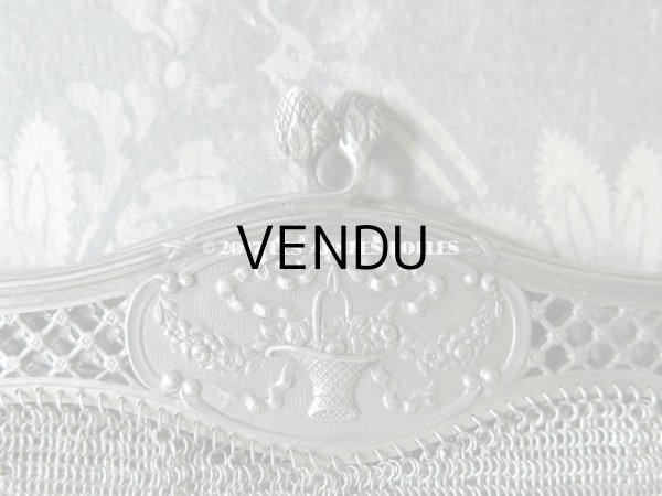 画像10: 1900年代 アンティーク シルバー製 メタルメッシュのバッグ 花かご＆薔薇とリボンのガーランド  コインケース付 (10)