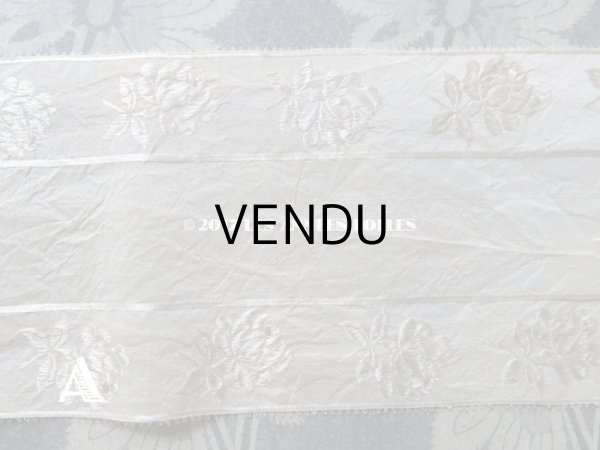 画像8: 19世紀末 アンティーク シルク製リボン 薔薇模様 オフホワイト  (8)