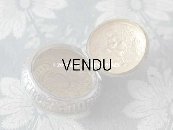 画像5: アンティーク パウダーケース 菫  (5)