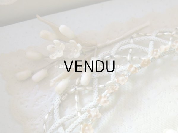 画像7: 未使用 1920年代 箱入り アンティーク 薔薇のワックスフラワーのヘッドリース & ブローチ2点のセット ウェディング 結婚式 ティアラ 20 (7)