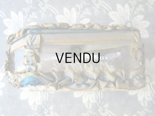 画像10: アンティーク ジュエリーボックス リボンワーク ライトグレーのクッション (10)