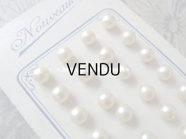 画像4: アンティーク マリアージュ用 パールボタン（球） 8mm オフホワイト 24ピース (4)