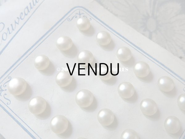 画像4: アンティーク マリアージュ用 パールボタン 8mm オフホワイト 24ピース (4)