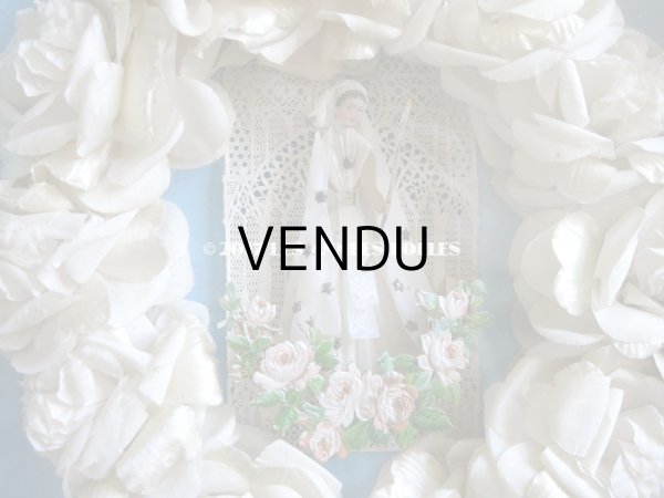 画像3: 19世紀 アンティーク ガラスのフレーム入り コミュニオンの薔薇のヘッドリース　 (3)