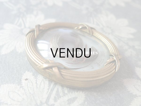 画像3: 1890年 アンティーク ルリケール 聖遺物のガラスドーム メタル製フレーム＆ガラスドーム 脚付き (3)