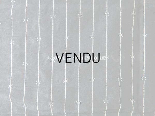 画像8: 19世紀 アンティーク シルク製 ファブリック モノトーン 墨黒 110×50cm (8)