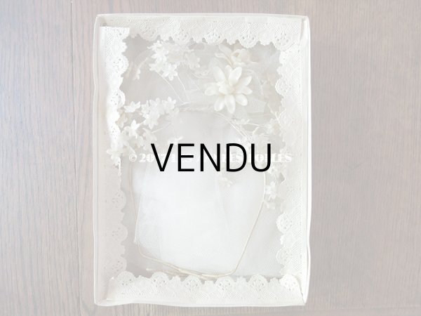 画像8: 1940年代 箱入り アンティーク ワックスフラワーのヘッドリース ヴェール付 ウェディング 結婚式 ティアラ (8)