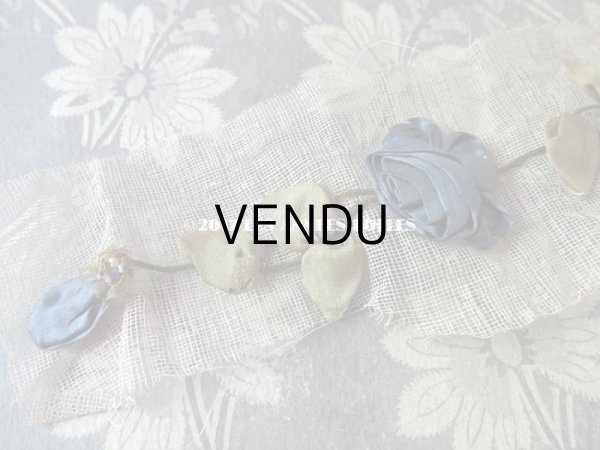 画像4: アンティーク ロココ調  薔薇のモチーフ スモーキーブルー (4)