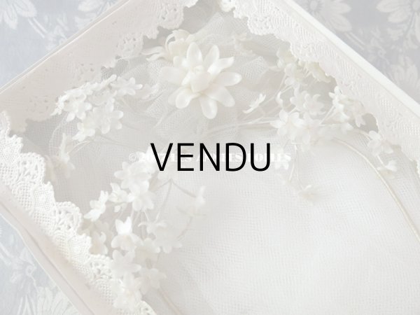画像7: 1940年代 箱入り アンティーク ワックスフラワーのヘッドリース ヴェール付 ウェディング 結婚式 ティアラ (7)