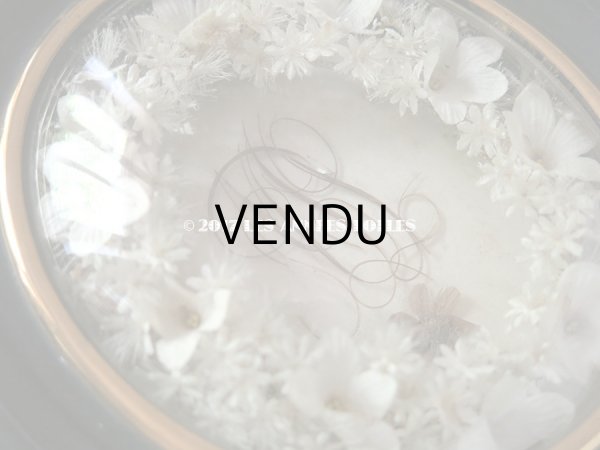 画像3: アンティーク ルリケール 聖遺物のガラスドーム 白い布花 木製フレーム (3)