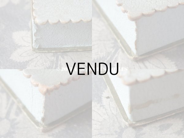 画像8: 19世紀末 アンティーク ヌガーのお菓子箱 NOUGAT EXTRA-FIN A LA VANILLE (8)