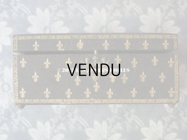 画像6: 19世紀 アンティーク 本革 天使＆百合の紋章 ジュエリーボックス   (6)