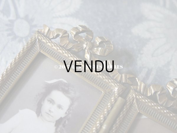 画像4: 19世紀末 アンティーク 小さな 折りたたみ式 フォトフレーム  (4)