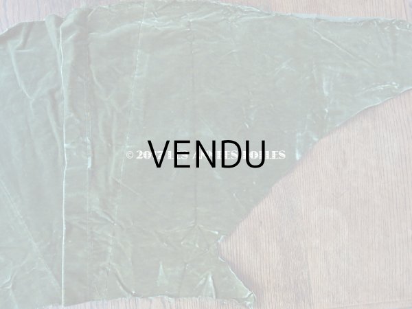 画像5: 19世紀末 アンティーク ファブリック シルク製 ベルベット モスグリーン　 (5)