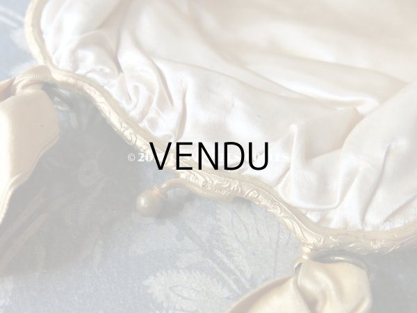 画像10: 未使用 19世紀 アンティーク  シルク製 クリーミーオレンジ色のオモニエール  ロカイユ装飾  (10)