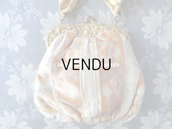 画像3: 未使用 19世紀 アンティーク  シルク製 クリーミーオレンジ色のオモニエール  ロカイユ装飾  (3)