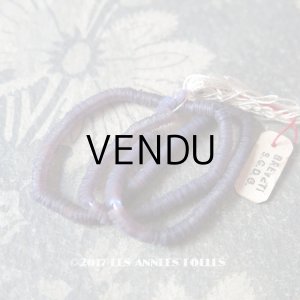 画像: 1900年代 アンティーク ゼラチン製 極小2.5mm スパンコール 紫