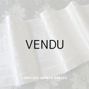 画像: 19世紀末 アンティーク 幅広 シルク製 リボン　ドット柄 オフホワイト 1.95m 