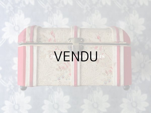 画像4: 19世紀 アンティーク ナポレオン3世時代 花模様のお菓子箱 木箱 ドラジェ & チョコレート  (4)