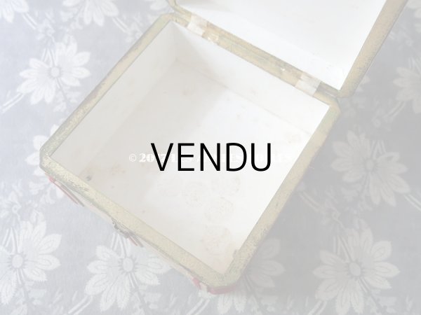 画像9: 19世紀 アンティーク ナポレオン3世時代 花模様のお菓子箱 木箱 ドラジェ & チョコレート  (9)