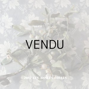 画像: 19世紀末 アンティーク  ヤドリギのコサージュ 吹き硝子製 - AU BON MARCHE -