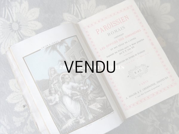 画像8: 1887年 アンティーク 薔薇のリース  ミサ典書 セルロイド製 (8)