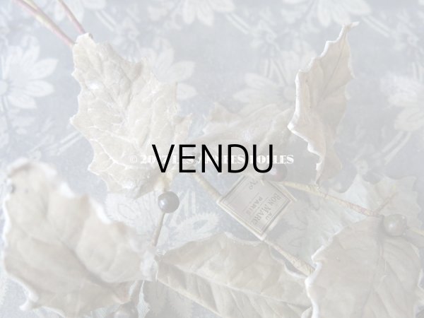 画像4: 19世紀末 アンティーク  柊のコサージュ - AU BON MARCHE - (4)