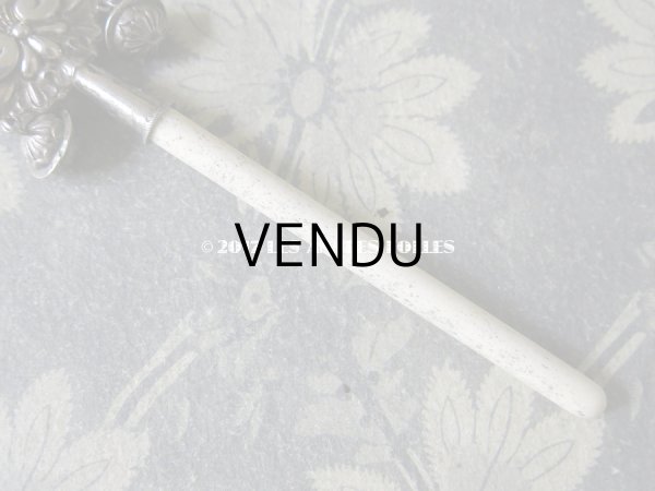 画像6: 19世紀 ナポレオン3世 アンティーク ラトル 薔薇の花かご ガラガラ 笛付き シルバー＆ボーン製 (6)