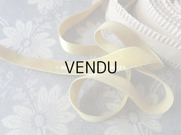 画像4: 19世紀末 アンティーク シルク製 ベルベット＆サテンリボン 18mm幅 ダブルフェイス 6.9m マスタード色 (4)