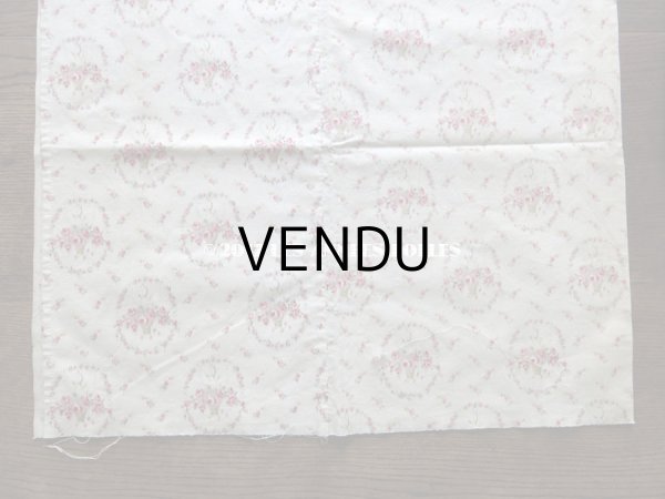 画像8: 1900年代 アンティーク  薔薇の花かごのぼかし柄 コットン製ファブリック 106×104cm (8)