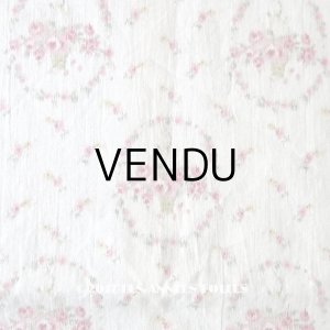 画像: 1900年代 アンティーク  薔薇の花かごのぼかし柄 コットン製ファブリック 106×104cm