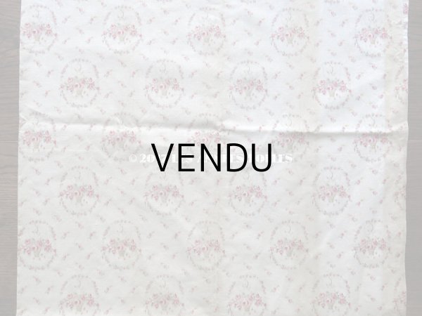 画像10: 1900年代 アンティーク  薔薇の花かごのぼかし柄 コットン製ファブリック 106×104cm (10)