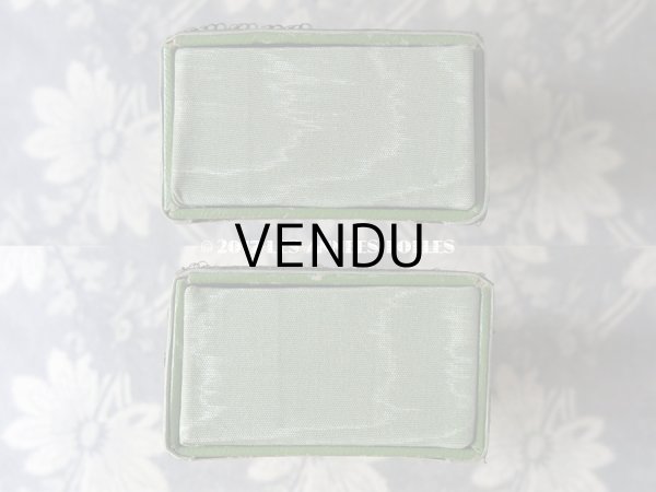 画像6: 19世紀 アンティーク 薔薇の花かごのリボン刺繍入り　小さな引き出し箱 (6)