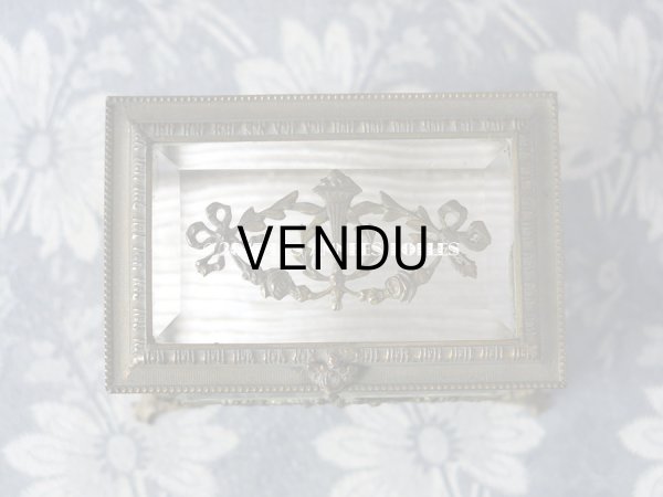 画像4: 19世紀 アンティーク ジュエリーボックス 薔薇とリボンのガーランド (4)