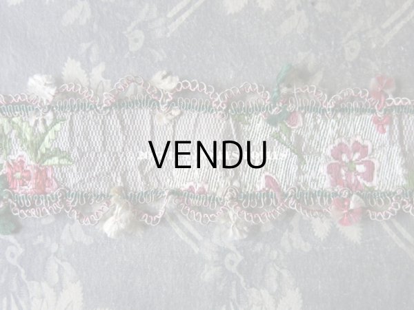 画像4: 18世紀 アンティーク シルク製 ジャガード織 リボン 花模様  (4)