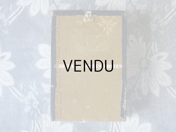 画像3: 19世紀 アンティーク ルリケール　聖遺物のガラスフレーム  聖人の遺品 (3)