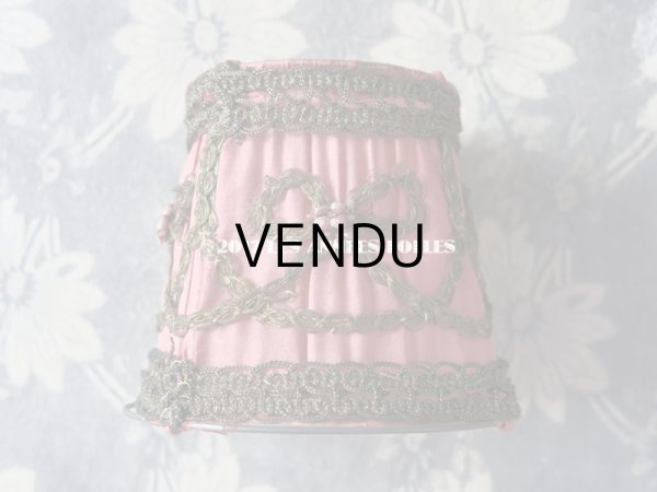 画像4: 19世紀末 アンティーク ロココ調 小さな ランプシェード アンティークローズ (4)