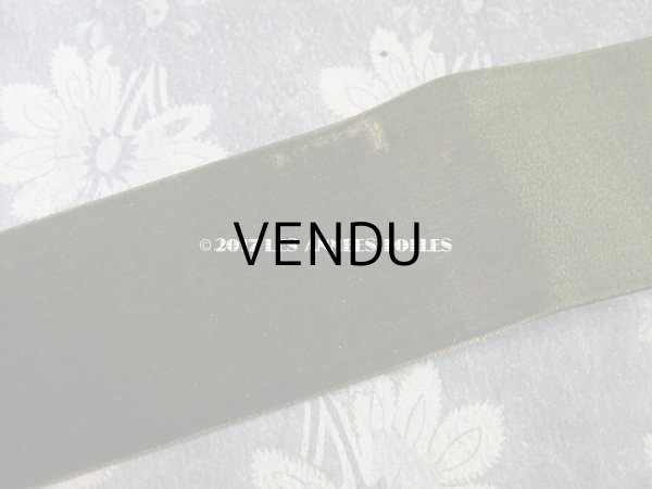 画像7: 19世紀末 アンティーク シルク製 幅広 ベルベットのリボン カーキ色  4.9m　幅5.6cm (7)