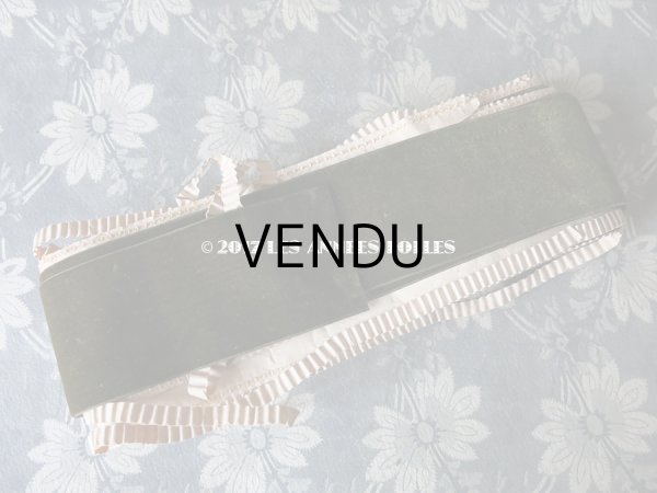 画像6: 19世紀末 アンティーク シルク製 幅広 ベルベットのリボン カーキ色  4.9m　幅5.6cm (6)