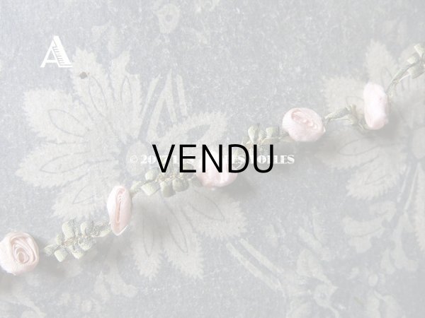 画像4: 19世紀末 アンティーク シルク製  ロココトリム ピンクの薔薇 ロココリボン (4)