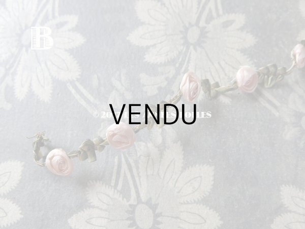 画像8: 19世紀末 アンティーク シルク製  ロココトリム ピンクの薔薇 ロココリボン (8)