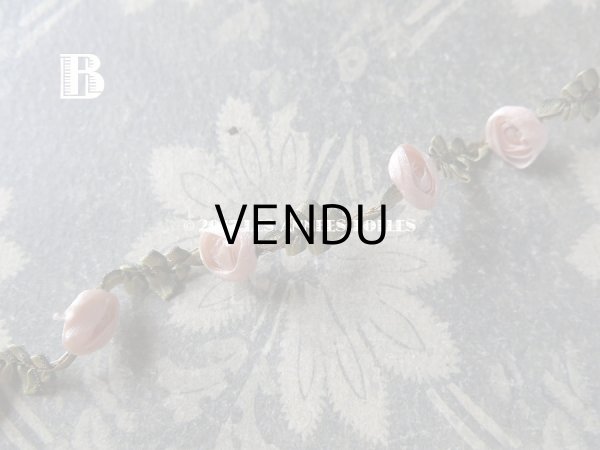 画像9: 19世紀末 アンティーク シルク製  ロココトリム ピンクの薔薇 ロココリボン (9)