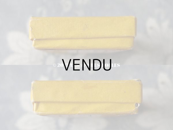 画像6: 【 2017クリスマスセール対象外 】 アンティーク 未開封 ガラスビーズ入り 硝子の蓋の紙箱 - AU BON MARCHE PARIS - (6)