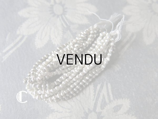 画像9: 1920年代 アンティーク 吹きガラス製 極小 ビーズ ライン入り シルバー  スフレビーズ 2×2.5mm   (9)